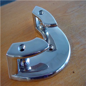 Marine Hardware Logo