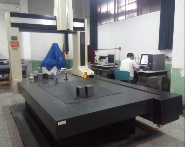 coordinate measuring machine Logo